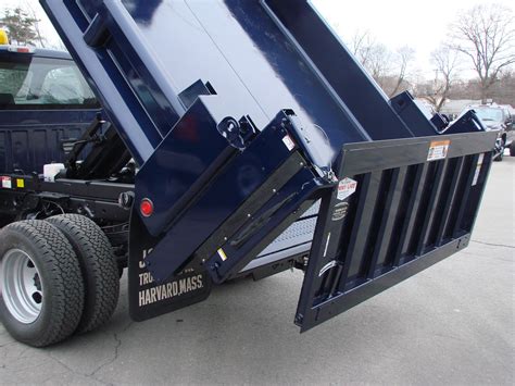 Built with your needs in mind Diamond C Trailers brings us quality craftsmanship and progressive designs. . Dump truck 2 way tailgate kit